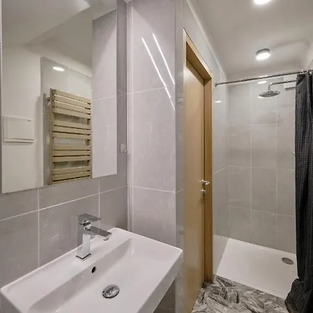 Studio In The Interwar By Urban Rent